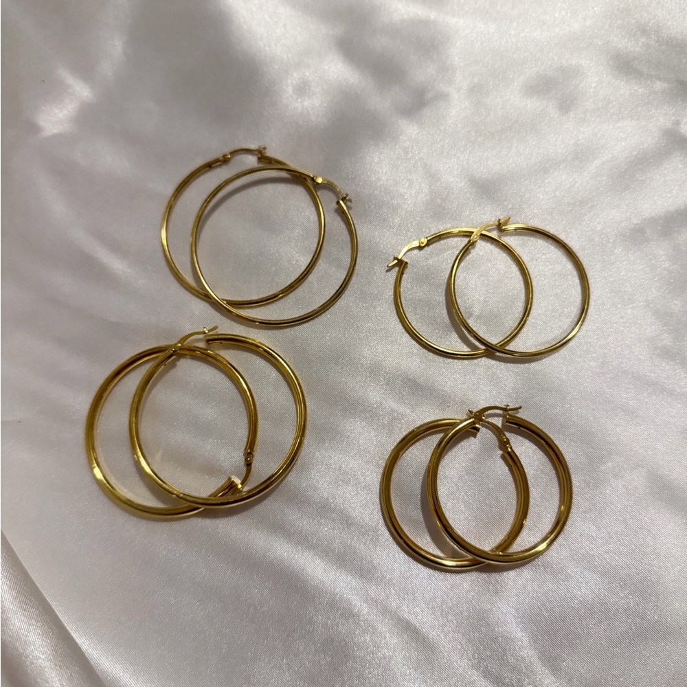 Elegant Gold Hoop Earrings Set